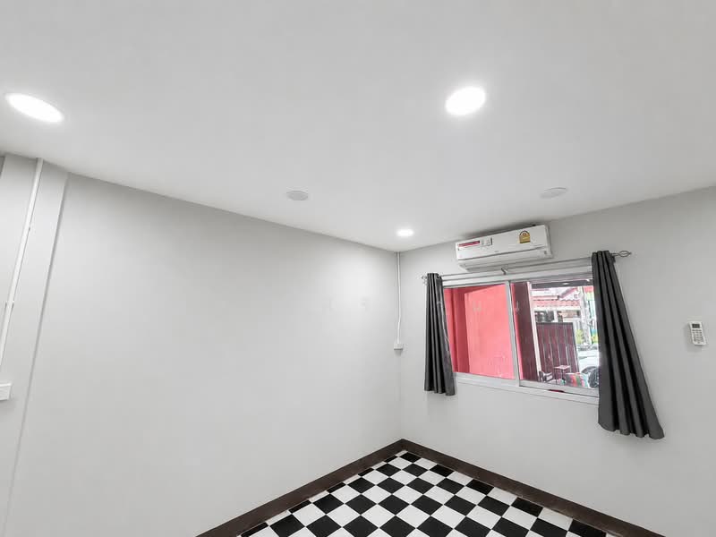 Rattanawalai Village (หมบานรตนาวลย), Bangkok, Si Khan, Don Mueang, Bangkok, 2 Bedrooms, 90 sqm, Townhouse For Sale, by ณัฐยา ศิริฐานนท์, 500461453 - DDproperty.com