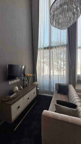 Hyde Sukhumvit 11, Bangkok, 11 Soi Sukhumvit 11, Khlongtoei Nua, Watthana, Bangkok, 2 Bedrooms, 63 sqm, Condo For Sale, by Aphisit Khotudon, 500461462 - DDproperty.com