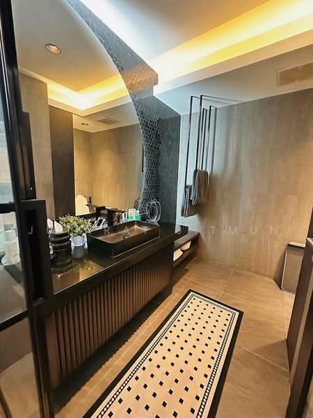 Nirvana DEFINE Ekkamai-Ramintra, Bangkok, Lat Phrao, Bangkok, 3 Bedrooms, 230 sqm, Townhouse For Sale, by Jutarat Jitmun, 500461488 - DDproperty.com