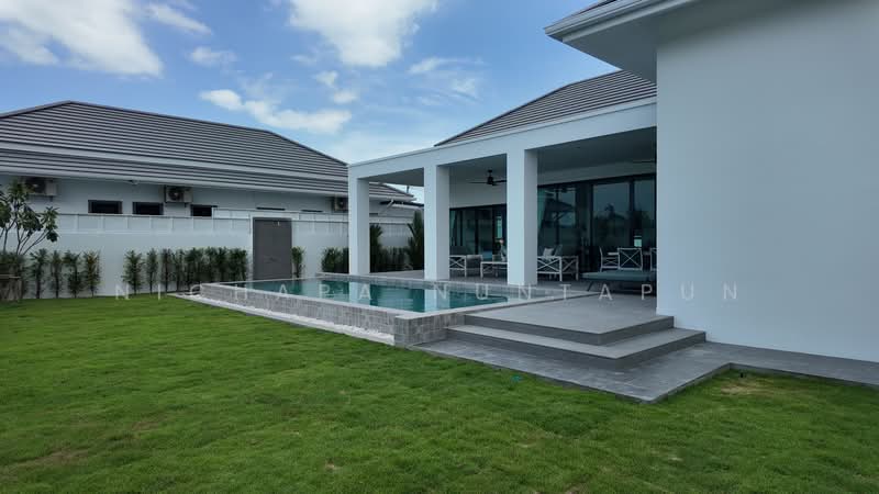 Botanica Hua Hin, Prachuap Khiri Khan, 542 Thap Tai, Thap Tai, Hua Hin, Prachuap Khiri Khan, 3 Bedrooms, 260 sqm, Single Detached House For Sale, by Nichapa Nuntapun, 500461508 - DDproperty.com