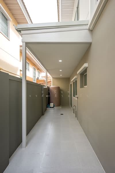 Prinyada Light Rama 5, Nonthaburi, Ratchapruek Road, Bang Krang, Muang Nonthaburi, Nonthaburi, 4 Bedrooms, 239 sqm, Single Detached House For Sale, by อานันท์ ขจรศักดิ์ว่องไว, 500461511 - DDproperty.com