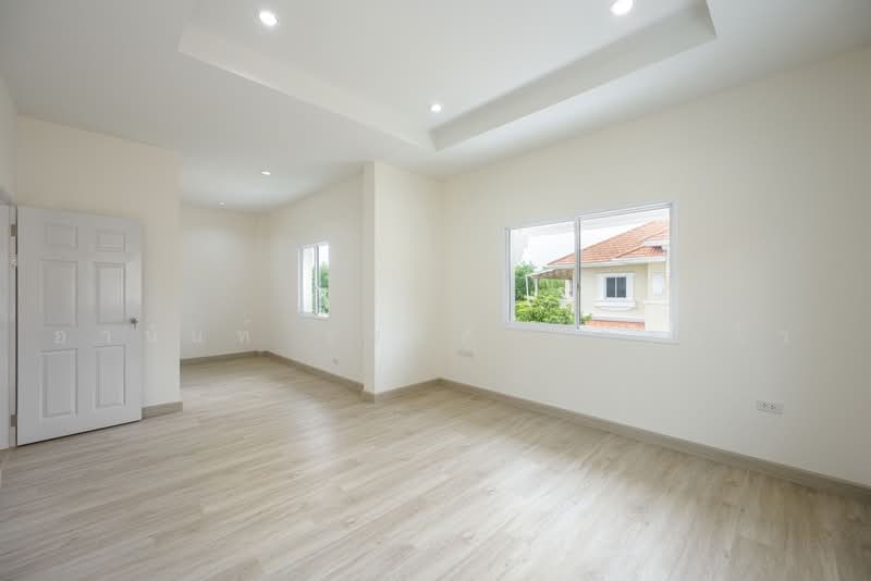 Prinyada Light Rama 5, Nonthaburi, Ratchapruek Road, Bang Krang, Muang Nonthaburi, Nonthaburi, 4 Bedrooms, 239 sqm, Single Detached House For Sale, by อานันท์ ขจรศักดิ์ว่องไว, 500461511 - DDproperty.com