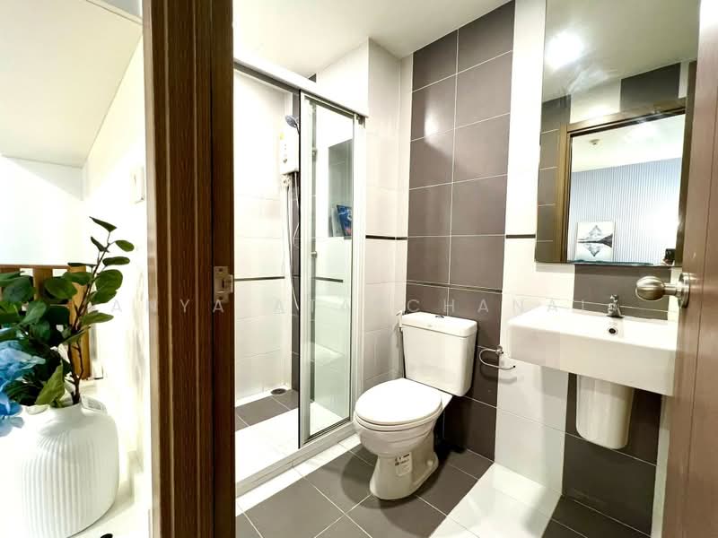 The Base Sukhumvit 77, Bangkok, 289 Sukhumvit 77 Road, Phra Kanong Nua, Watthana, Bangkok, 1 Bedroom, 31 sqm, Condo For Rent, by Anya Atarchanai, 500461517 - DDproperty.com