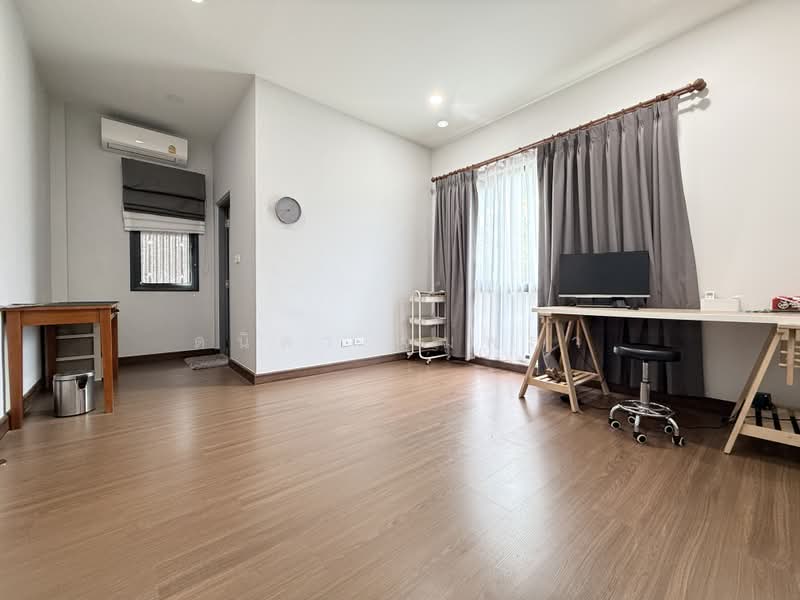 The City Sukhumvit-Onnut, Bangkok, 588/2 Soi On Nut 70/1, Prawet, Bangkok, 4 Bedrooms, 314 sqm, Single Detached House For Rent, by ดนิตา จุมพลา, 500461539 - DDproperty.com