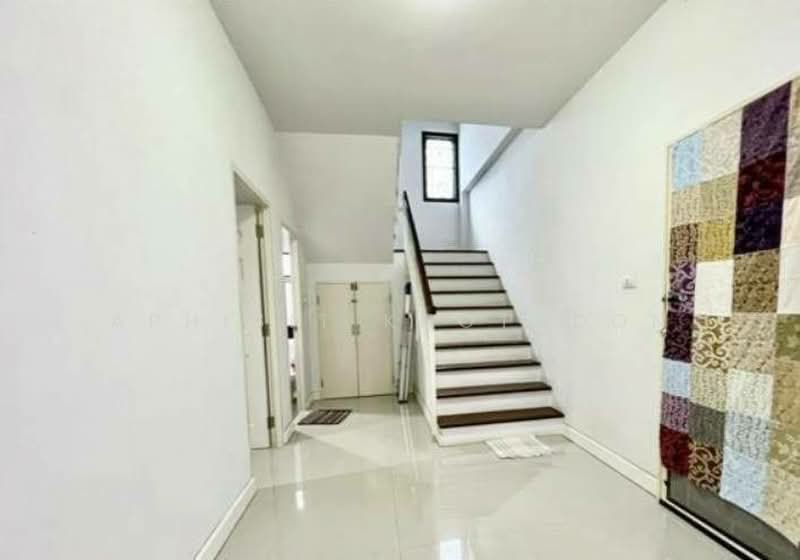 RK Home Park 2 Rama 9 - Wongwaen, Bangkok, 51 Patthana Chonabot 3 Rd, Khlong Song Ton Nun, Lat Krabang, Bangkok, 5 Bedrooms, 250 sqm, Single Detached House For Sale, by Aphisit Khotudon, 500461566 - DDproperty.com