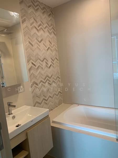 Oka Haus Sukhumvit 36, Bangkok, 3399 Rama 4 Road, Khong Tan, Khlong Toei, Bangkok, 1 Bedroom, 34 sqm, Condo For Rent, by Chanayus Chiravesdechdamrong, 500461567 - DDproperty.com