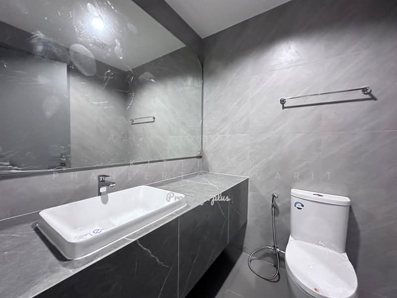 IDEO Sukhumvit Rama 4, Bangkok, Soi Sukhumvit 44, Sukhumvit Road, Phra Kanong, Khlong Toei, Bangkok, 2 Bedrooms, 90 sqm, Condo For Sale, by Kittisak Phanlertchavarit, 500461576 - DDproperty.com