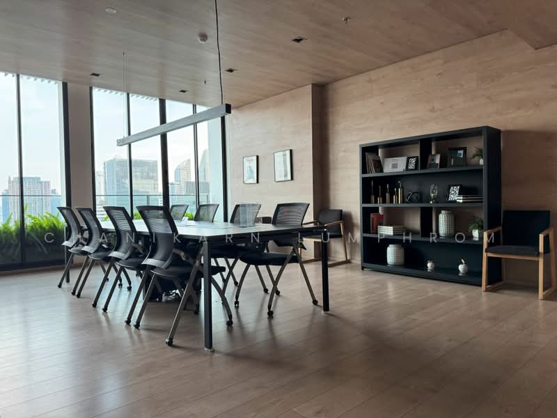 Noble Recole, Bangkok, 77 Soi Sukhumvit 19 Sukhumvit Road, Khlongtoei Nua, Watthana, Bangkok, 2 Bedrooms, 62 sqm, Condo For Sale, by Chanikarn Lumphrom, 500461581 - DDproperty.com