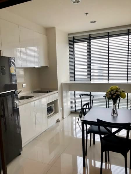 Rhythm Sukhumvit 42, Bangkok, Soi Sukhumvit 42, Sukhumvit Road, Phra Kanong, Khlong Toei, Bangkok, 1 Bedroom, 45 sqm, Condo For Sale, by Chanikarn Lumphrom, 500461635 - DDproperty.com
