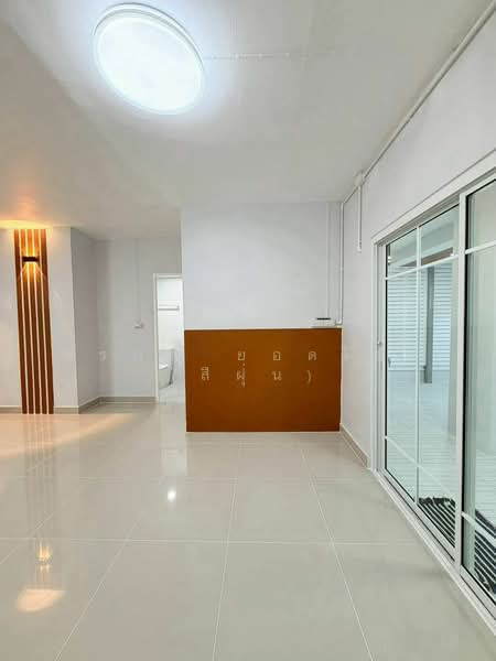 Baan Phrueksa 3 Bang Bua Thong, Nonthaburi, Soi Moobaan Phrueksa 3, Bang Khu Rat, Bang Bua Thong, Nonthaburi, 3 Bedrooms, 70 sqm, Townhouse For Sale, by สรภพ ยอดไชย (สีฝุ่น), 500461668 - DDproperty.com