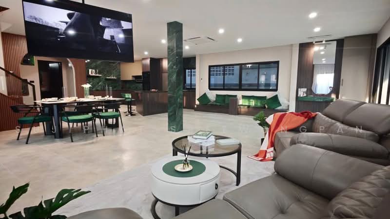 Emerald villa, Chon Buri (Pattaya), ทุ่งกลม, Nong Pru, Bang Lamung (Pattaya), Chon Buri (Pattaya), 4 Bedrooms, 280 sqm, Villa For Sale, by Sujiphat Sreewongpan, 500461672 - DDproperty.com