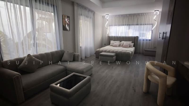 Emerald villa, ชลบุรี, ทุ่งกลม, หนองปรือ, บางละมุง, ชลบุรี, 280 ตร.ม., วิลล่า ขาย, โดย Sujiphat Sreewongpan, 500461672 - DDproperty.com