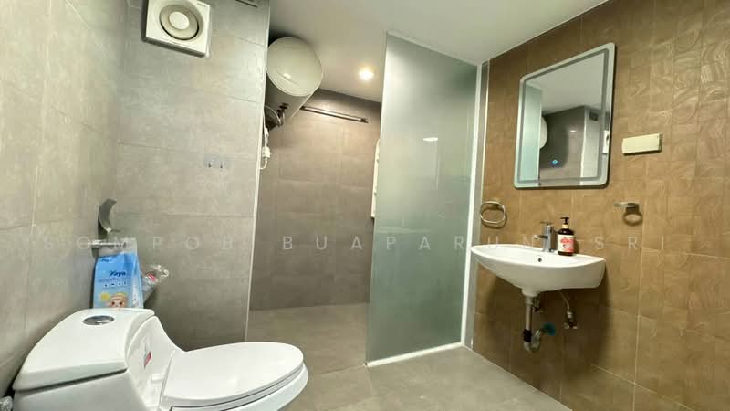 Srivara Mansion, Bangkok, Chan Muang, Din Daeng, Bangkok, 3 Bedrooms, 150 sqm, Condo For Rent, by Sompob Buaparungsri, 500461678 - DDproperty.com
