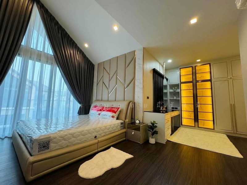 Bangkok Boulevard Ramintra-Watcharapol, Bangkok, Chatuchot Road, O-Ngoen, Sai Mai, Bangkok, 4 Bedrooms, 250 sqm, Single Detached House For Rent, by Adisorn Ploymeerassamee, 500461709 - DDproperty.com