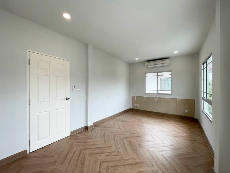 Prompat 1, Bangkok, Sam Wa Tawan Tok, Khlong Sam Wa, Bangkok, 3 Bedrooms, 140 sqm, Single Detached House For Sale, by Jutarat Jitmun, 500461714 - DDproperty.com