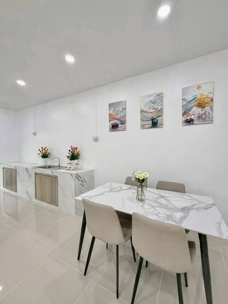 Baan Pruksa 3 Soi Watlatpladuk, Nonthaburi, Bang Khu Rat, Bang Bua Thong, Nonthaburi, 4 Bedrooms, 200 sqm, Townhouse For Sale, by สรภพ ยอดไชย (สีฝุ่น), 500461728 - DDproperty.com