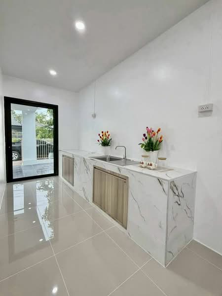 Baan Pruksa 3 Soi Watlatpladuk, Nonthaburi, Bang Khu Rat, Bang Bua Thong, Nonthaburi, 4 Bedrooms, 200 sqm, Townhouse For Sale, by สรภพ ยอดไชย (สีฝุ่น), 500461728 - DDproperty.com