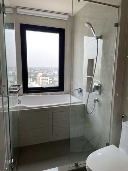 Maru Ekkamai 2, Bangkok, 70-5 Sukhumvit 63 Road, Phra Kanong Nua, Watthana, Bangkok, 1 Bedroom, 61 sqm, Condo For Rent, by Connex Property, 500461793 - DDproperty.com