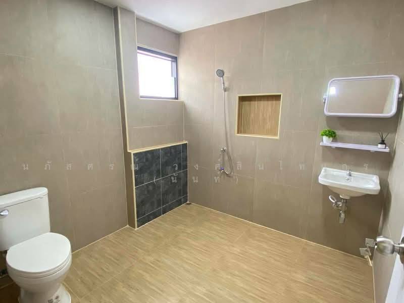 หมบาน สมมากร มนบร 2 ถนนสามวา แขวงมนบร เขตมนบร, Bangkok, สามวา20, Min Buri, Bangkok, 4 Bedrooms, 200 sqm, Single Detached House For Sale, by นภัสศรณ์ วงศ์สินไทยกร (นันท์), 500461806 - DDproperty.com