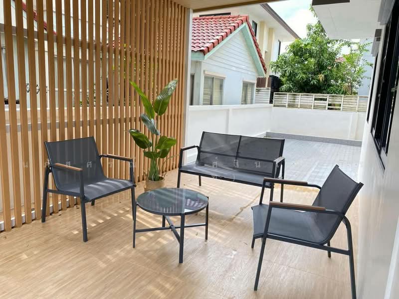 หมบาน สมมากร มนบร 2 ถนนสามวา แขวงมนบร เขตมนบร, กรุงเทพ, สามวา20, มีนบุรี, กรุงเทพ, 200 ตร.ม., บ้านเดี่ยว ขาย, โดย นภัสศรณ์ วงศ์สินไทยกร (นันท์), 500461806 - DDproperty.com