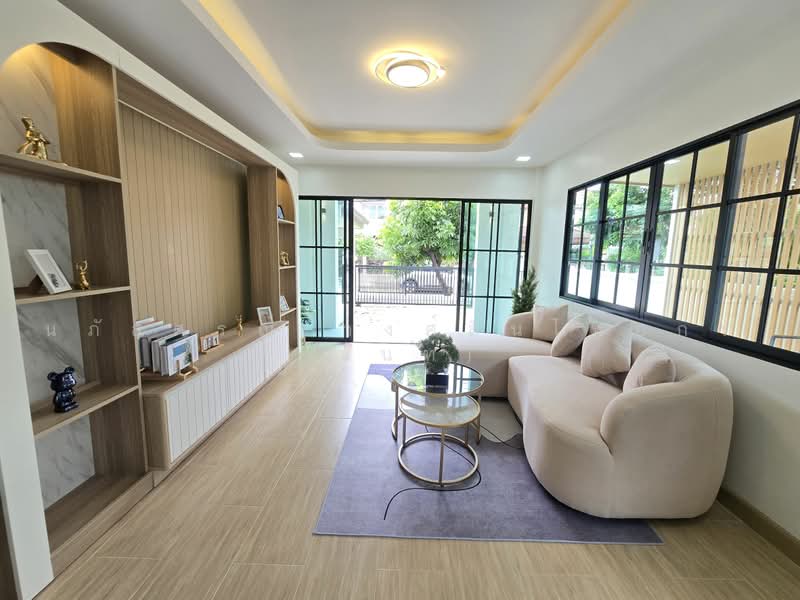 หมบาน สมมากร มนบร 2 ถนนสามวา แขวงมนบร เขตมนบร, Bangkok, สามวา20, Min Buri, Bangkok, 4 Bedrooms, 200 sqm, Single Detached House For Sale, by นภัสศรณ์ วงศ์สินไทยกร (นันท์), 500461806 - DDproperty.com