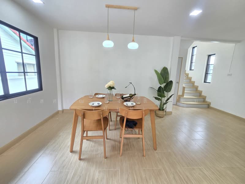 หมบาน สมมากร มนบร 2 ถนนสามวา แขวงมนบร เขตมนบร, Bangkok, สามวา20, Min Buri, Bangkok, 4 Bedrooms, 200 sqm, Single Detached House For Sale, by นภัสศรณ์ วงศ์สินไทยกร (นันท์), 500461806 - DDproperty.com