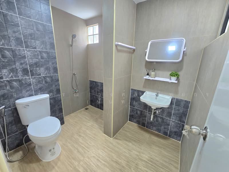 หมบาน สมมากร มนบร 2 ถนนสามวา แขวงมนบร เขตมนบร, Bangkok, สามวา20, Min Buri, Bangkok, 4 Bedrooms, 200 sqm, Single Detached House For Sale, by นภัสศรณ์ วงศ์สินไทยกร (นันท์), 500461806 - DDproperty.com