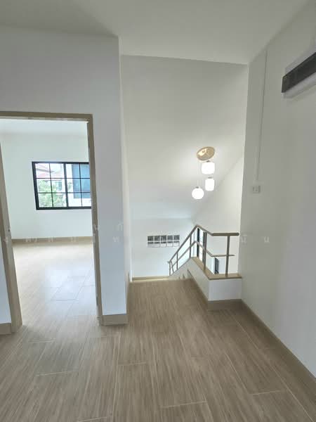 หมบาน สมมากร มนบร 2 ถนนสามวา แขวงมนบร เขตมนบร, Bangkok, สามวา20, Min Buri, Bangkok, 4 Bedrooms, 200 sqm, Single Detached House For Sale, by นภัสศรณ์ วงศ์สินไทยกร (นันท์), 500461806 - DDproperty.com