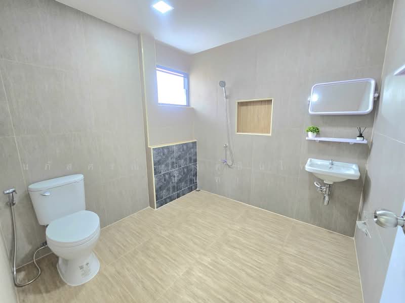 หมบาน สมมากร มนบร 2 ถนนสามวา แขวงมนบร เขตมนบร, Bangkok, สามวา20, Min Buri, Bangkok, 4 Bedrooms, 200 sqm, Single Detached House For Sale, by นภัสศรณ์ วงศ์สินไทยกร (นันท์), 500461806 - DDproperty.com