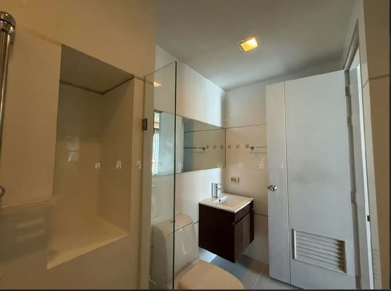 Thru Thonglor, Bangkok, Petchaburi Road, Bang Kapi, Huai Khwang, Bangkok, 1 Bedroom, 38 sqm, Condo For Rent, by Sasiwimon Sae-Ting, 500461809 - DDproperty.com