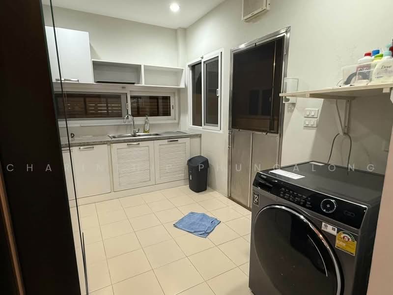 The City Sukhumvit-Bangna, Bangkok, 10260 Sanpawut Road, Bang Na, Bangkok, 3 Bedrooms, 220 sqm, Single Detached House For Rent, by Charinthip Phungalong, 500461821 - DDproperty.com