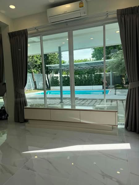Pool Villa Sukhumvit - On Nut, Bangkok, สุขุมวิท 54, Bang Chak, Phra Khanong, Bangkok, 4 Bedrooms, 200 sqm, Single Detached House For Rent, by ปรินทร์ญาดา ชิณโชติ, 500461828 - DDproperty.com