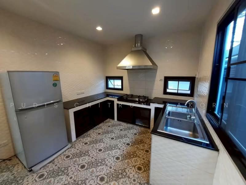 Home Office / อาคารสำนกงาน 3 ชนใหเชา หวยขวาง – สทธสาร, กรุงเทพ, ห้วยขวาง, กรุงเทพ, 399 ตร.ม., ตึกแถว-อาคารพาณิชย์ ให้เช่า, โดย Pudis Chitrungsakorn, 500461834 - DDproperty.com