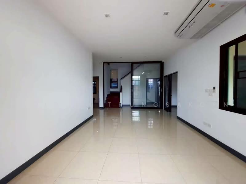 3-Storey Home Office / Office Building for Rent – Huai Khwang, Sutthisan, Bangkok, Huai Khwang, Huai Khwang, Bangkok, , 399 sqm, Shophouse For Rent, by Pudis Chitrungsakorn, 500461834 - DDproperty.com
