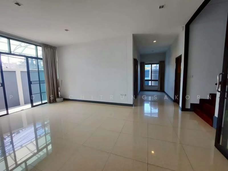 3-Storey Home Office / Office Building for Rent – Huai Khwang, Sutthisan, Bangkok, Huai Khwang, Huai Khwang, Bangkok, , 399 sqm, Shophouse For Rent, by Pudis Chitrungsakorn, 500461834 - DDproperty.com