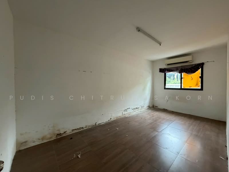 2-Storey Commercial Space for Rent | Pracha Uthit - Pracharat Bamphen, Bangkok, Huai Khwang, Bangkok, , 800 sqm, Retail Space For Rent, by Pudis Chitrungsakorn, 500461836 - DDproperty.com
