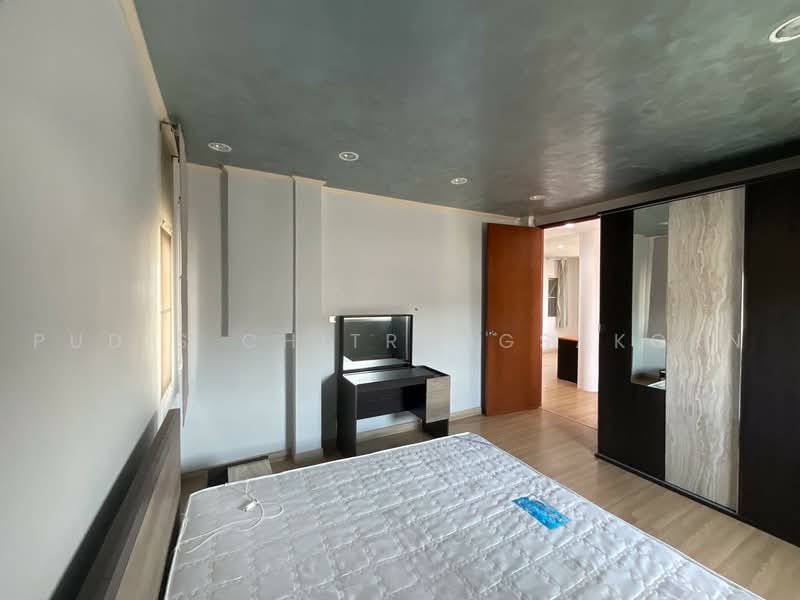 3-Storey House for Rent | Huai Khwang - Pracharat Bamphen, Bangkok, Huai Khwang, Bangkok, 4 Bedrooms, 410 sqm, Single Detached House For Rent, by Pudis Chitrungsakorn, 500461838 - DDproperty.com