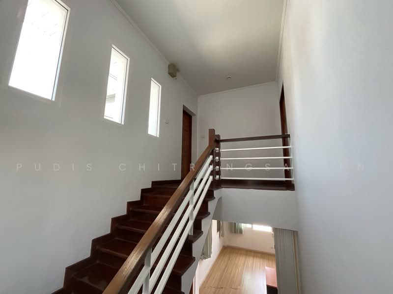 3-Storey House for Rent | Huai Khwang - Pracharat Bamphen, Bangkok, Huai Khwang, Bangkok, 4 Bedrooms, 410 sqm, Single Detached House For Rent, by Pudis Chitrungsakorn, 500461838 - DDproperty.com