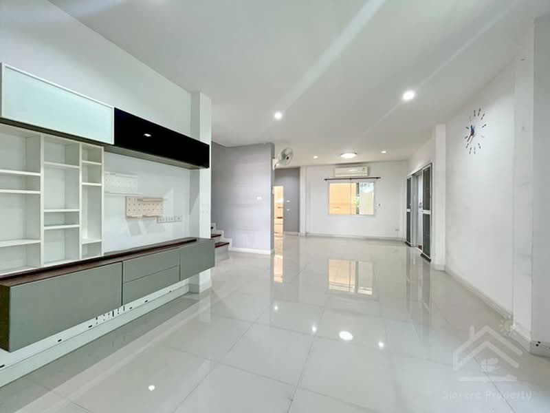 เดอะวลเลต บานสวน ซอย 9 ชลบร, ชลบุรี, บ้านสวน, เมืองชลบุรี, ชลบุรี, 220 ตร.ม., บ้านแฝด ให้เช่า, โดย ปูน, 500461839 - DDproperty.com