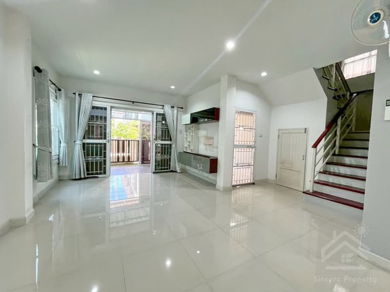 The Villette Bansuan soi 9 Chonburi, Chon Buri (Pattaya), Ban Suan, Muang Chon Buri, Chon Buri (Pattaya), 3 Bedrooms, 220 sqm, Semi-Detached House (Twin House) For Rent, by ปูน, 500461839 - DDproperty.com