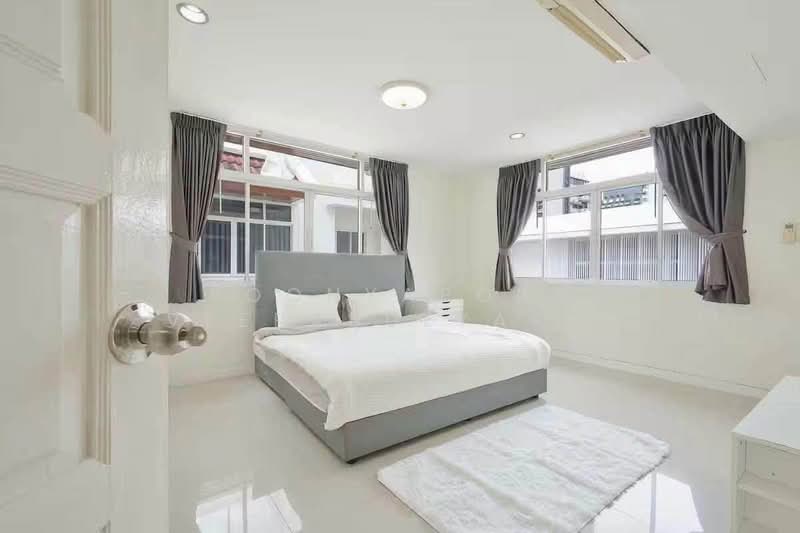 For Rent : Detached house (Soi Sukhumvit 31), Bangkok, สุขุมวิท, Khlong Tan Nua, Watthana, Bangkok, 5 Bedrooms, 400 sqm, Single Detached House For Rent, by Poonyaporn Veerabulyarit, 500461846 - DDproperty.com