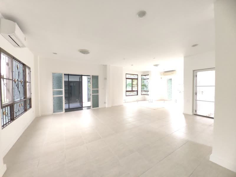 Saransiri Ramintra, Bangkok, Panya Inthra Road, Bang Chun, Khlong Sam Wa, Bangkok, 3 Bedrooms, 220 sqm, Single Detached House For Sale, by อรุชา (แจง), 500461848 - DDproperty.com