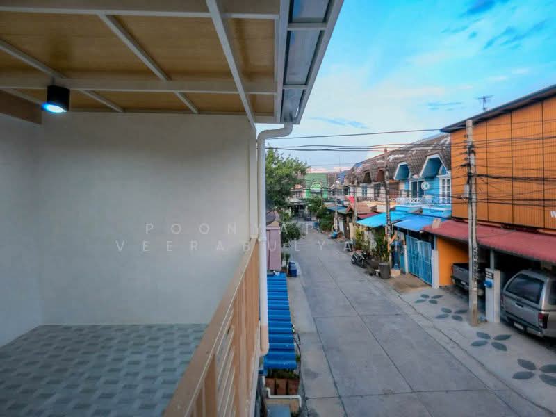 หมบานมนวด : ซอยวดลาดปลาดก บางบวทอง, นนทบุรี, บางคูรัด, บางบัวทอง, นนทบุรี, 128 ตร.ม., ทาวน์เฮ้าส์ ขาย, โดย Poonyaporn Veerabulyarit, 500461849 - DDproperty.com