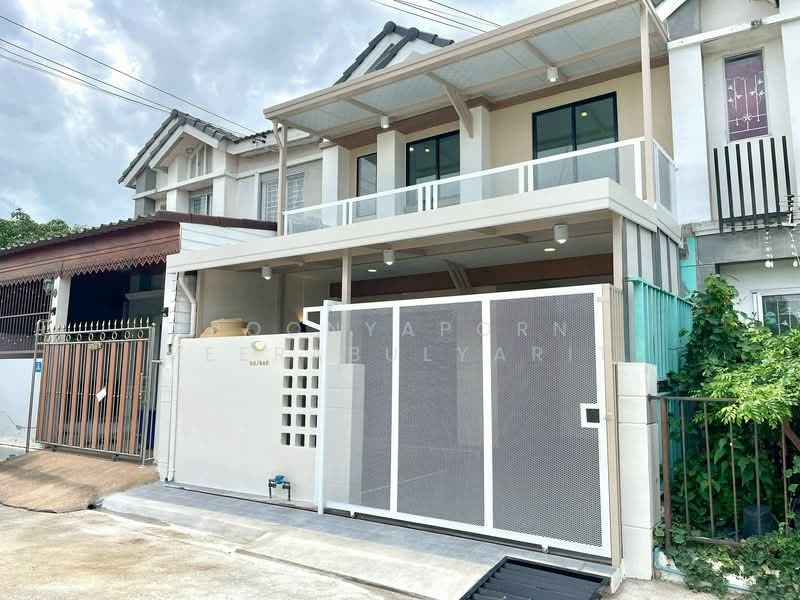 Baan Pruksa 76 Bangyai-Kaew-In, Nonthaburi, Bang Mae Nang, Bang Yai, Nonthaburi, 3 Bedrooms, 140 sqm, Townhouse For Sale, by Poonyaporn Veerabulyarit, 500461852 - DDproperty.com