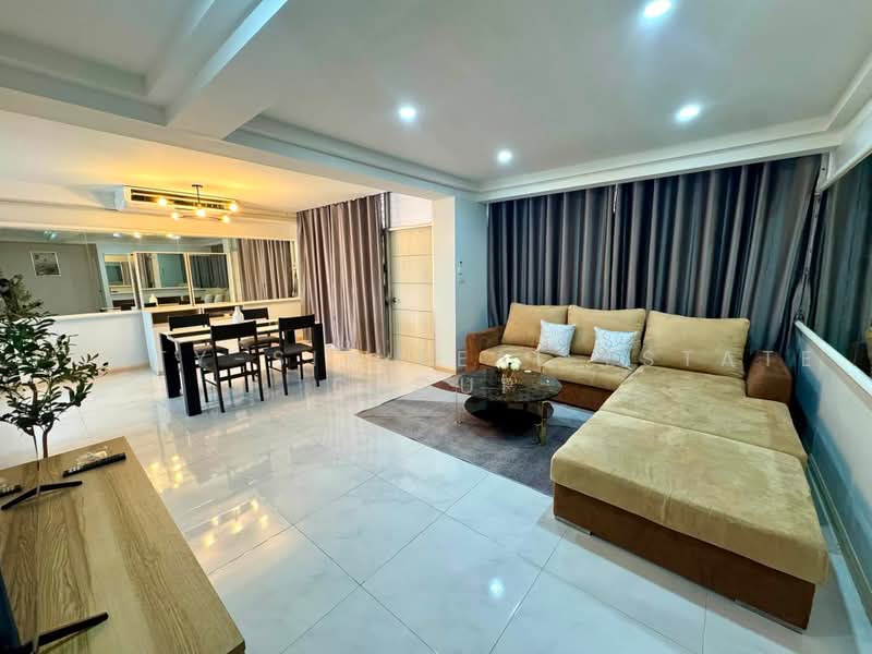 Silom Condominium, Bangkok, Silom, Bang Rak, Bangkok, 3 Bedrooms, 107 sqm, Condo For Rent, by Forty-Six Real Estate Group, 500461861 - DDproperty.com