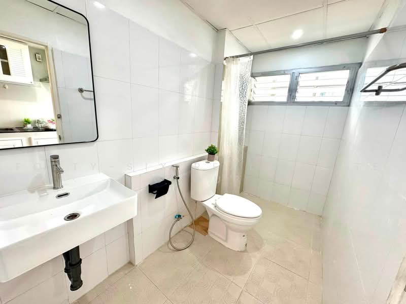 Silom Condominium : สีลมคอนโดมิเนียม, กรุงเทพ, สีลม, บางรัก, กรุงเทพ, 107 ตร.ม., คอนโด ให้เช่า, โดย Forty-Six Real Estate Group, 500461861 - DDproperty.com