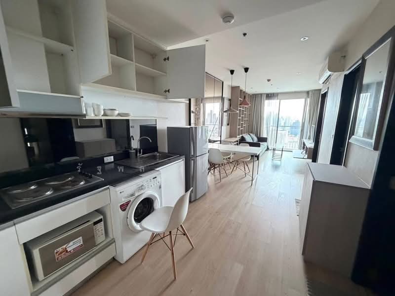 Le Luk Condominium, Bangkok, 1599 291 Sukhumvit Rd, Phra Kanong Nua, Watthana, Bangkok, 2 Bedrooms, 61 sqm, Condo For Rent, by Rattapon Sivamok, 500461889 - DDproperty.com
