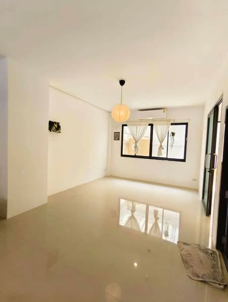 ชวรปารค เรสซเดนซ (Sure Park Residence), จันทบุรี, ท่าช้าง, เมืองจันทบุรี, จันทบุรี, 160 ตร.ม., ทาวน์เฮ้าส์ ขาย, โดย The Best Property โชติ, 500461892 - DDproperty.com