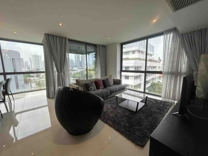 Downtown Forty Nine, Bangkok, Sukhumvit 39 Road, Khlong Tan Nua, Watthana, Bangkok, 2 Bedrooms, 105 sqm, Condo For Sale, by Teeranop Inchan, 500461905 - DDproperty.com