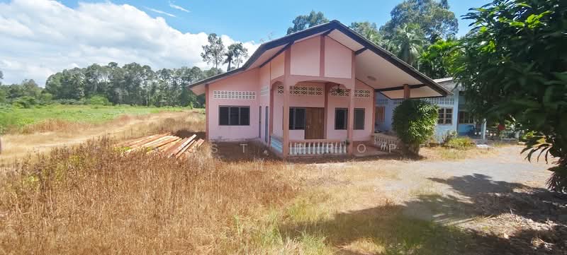 บานเดยวเชยรใหญ นครศรธรรมราช, Nakhon Si Thammarat, Mae Chao Yu Hua, Chian Yai, Nakhon Si Thammarat, 2 Bedrooms, 150 sqm, Single Detached House For Sale, by The Best Property นัท, 500461918 - DDproperty.com